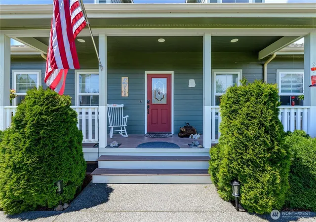 Photo 3 of Single family home for sale at 91 Stone Farm Rd, Sequim, WA 98382 | MLS# NWM2546853 | Listing updated on 2026-09-22