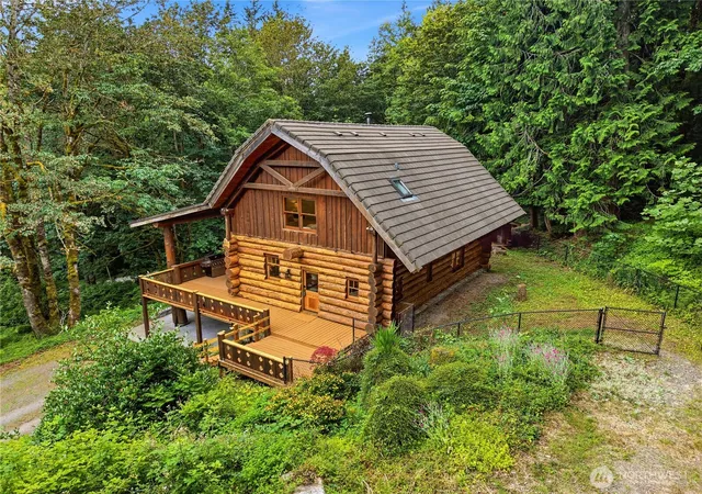 Photo 2 of Single family home for sale at 5931 290th Avenue Se, Issaquah, WA 98027 | MLS# NWM2546904 | Listing updated on 2026-09-22