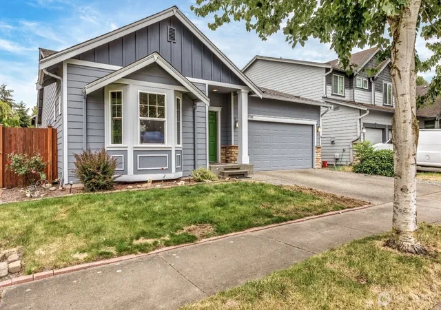 Photo 2 of Single family home for sale at 11703 55th Avenue Ne, Marysville, WA 98271 | MLS# NWM2546923 | Listing updated on 2026-09-24