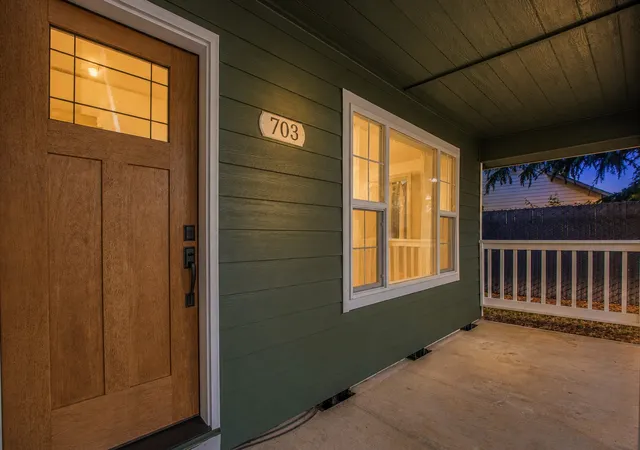 Photo 3 of Single family home for sale at 703 Northwest 114th St, Vancouver, WA 98685 | MLS# NWM2546948 | Listing updated on 2026-09-30
