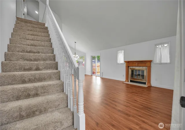 Photo 3 of Single family home for sale at 703 Northwest 114th St, Vancouver, WA 98685 | MLS# NWM2546948 | Listing updated on 2026-09-30