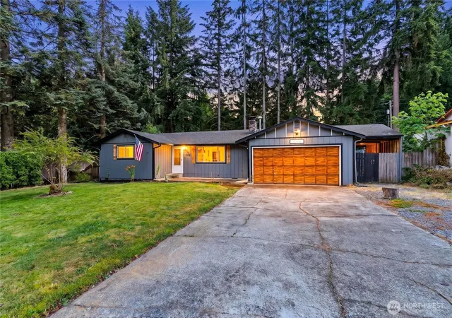 Photo 2 of Sale Pending at 21508 122nd Street Ct E, Bonney Lake, WA 98391 | MLS# NWM2547020 | Listing updated on 2026-09-30