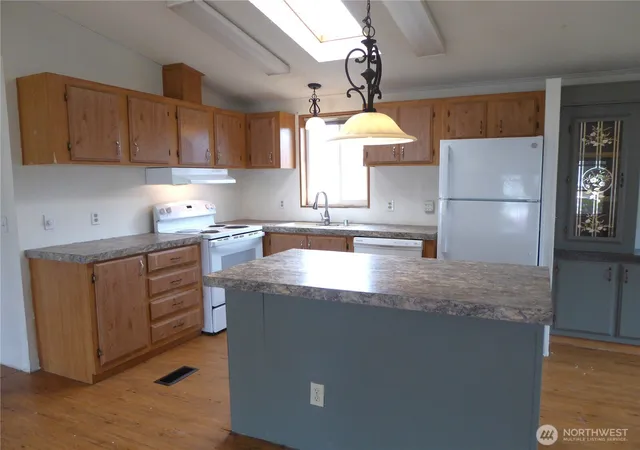 Photo 4 of Sale Pending at 491 Mill Rd #42, Sequim, WA 98382 | MLS# NWM2547056 | Listing updated on 2026-09-28