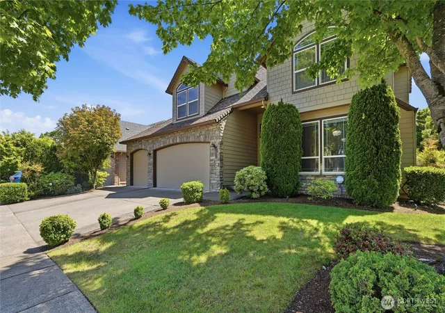 Single family home for sale at 17701 NE 25th Street, Vancouver, WA 98684 | MLS# NWM2547362