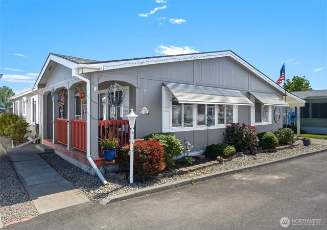 Manufactured home for sale at 1419 Topaz, Walla Walla, WA 99362 | MLS# NWM2547563