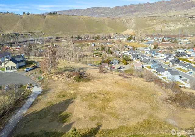Photo 1 of Sale Pending at 0 Nna Riverside Dr, Rock Island, WA 98850 | MLS# NWM2547849 | Listing updated on 2026-10-01