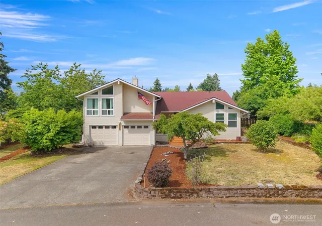 Photo 1 of Single family home for sale at 7237 Ridgemont Dr Se, Olympia, WA 98513 | MLS# NWM2547864 | Listing updated on 2026-09-23