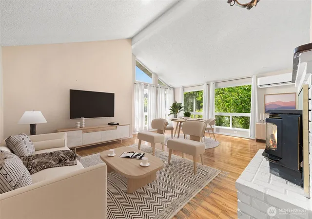 Photo 3 of Single family home for sale at 7237 Ridgemont Dr SE, Olympia, WA 98513 | MLS# NWM2547864 | Listing updated on 2026-09-23