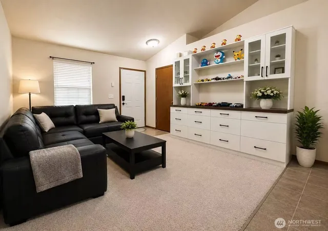 Photo 3 of Single family home for sale at 12503 Se 259th Place, Kent, WA 98030 | MLS# NWM2547956 | Listing updated on 2026-09-22