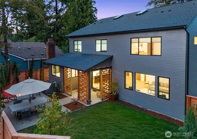Photo 2 of Sale Pending at 10733 17th Avenue Ne, Seattle, WA 98125 | MLS# NWM2547968 | Listing updated on 2026-09-27