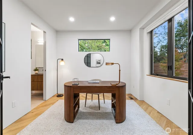 Photo 4 of Sale Pending at 10733 17th Avenue NE, Seattle, WA 98125 | MLS# NWM2547968 | Listing updated on 2026-09-27