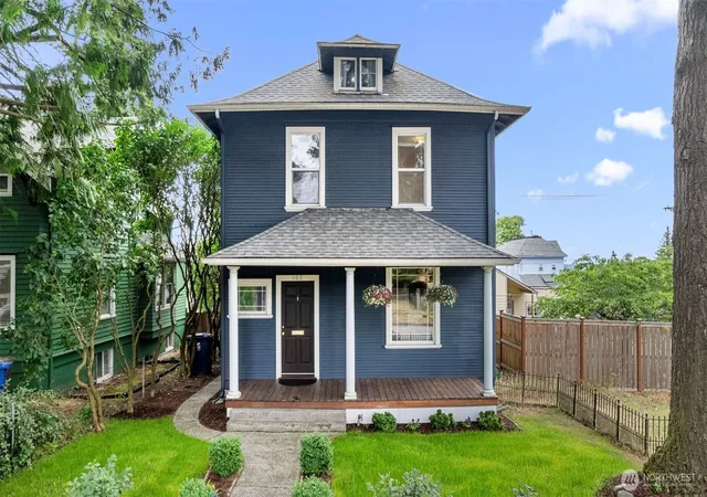 Photo 3 of Single family home for sale at 409 S 34th Street, Tacoma, WA 98418 | MLS# NWM2548342 | Listing updated on 2026-10-01