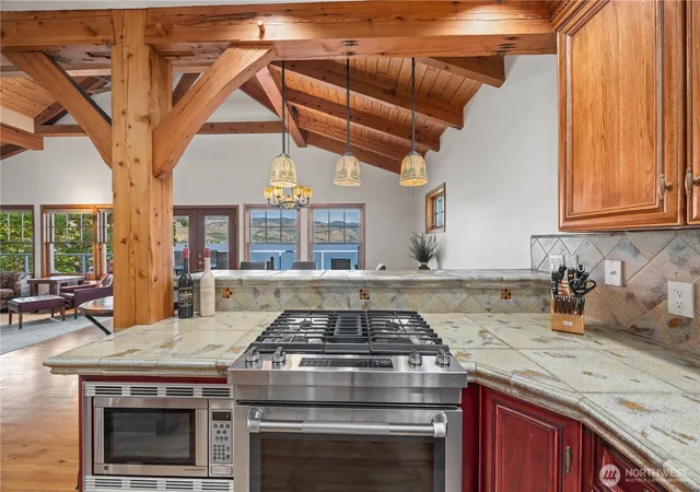 Photo 4 of Single family home for sale at 93 Lord Acres Rd, Chelan, WA 98816 | MLS# NWM2549219 | Listing updated on 2026-09-17