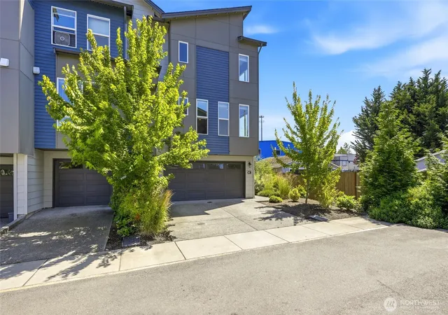 Photo 1 of Townhouse for sale at 15113 40th Avenue W #C8, Lynnwood, WA 98087 | MLS# NWM2549362 | Listing updated on 2026-10-01