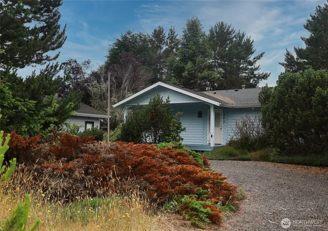 Photo 3 of Single family home for sale at 243 Octopus Ave NE, Ocean Shores, WA 98569 | MLS# NWM2549546 | Listing updated on 2026-09-22