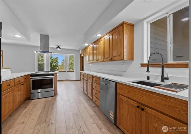 Photo 4 of Single family home for sale at 100608 W Old Inland Empire Hwy, Prosser, WA 99350 | MLS# NWM2549656 | Listing updated on 2026-09-18
