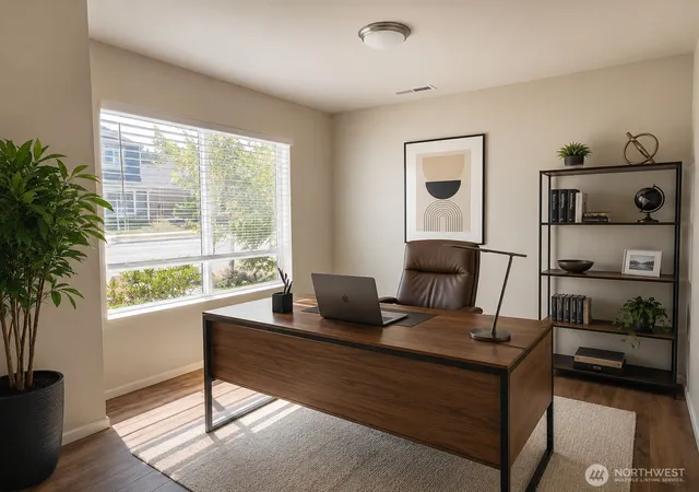 Photo 4 of Single family home for sale at 9135 Silverspot Dr SE, Olympia, WA 98501 | MLS# NWM2549753 | Listing updated on 2026-09-25