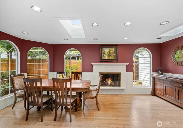 Photo 3 of Single family home for sale at 30225 5th Avenue S, Federal Way, WA 98003 | MLS# NWM2550293 | Listing updated on 2026-09-24