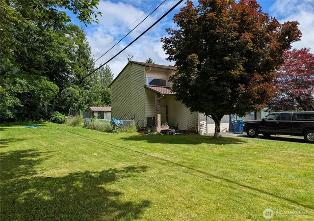 Photo 2 of Sale Pending at 326 W Munro St, Sedro Woolley, WA 98284 | MLS# NWM2550631 | Listing updated on 2026-09-24