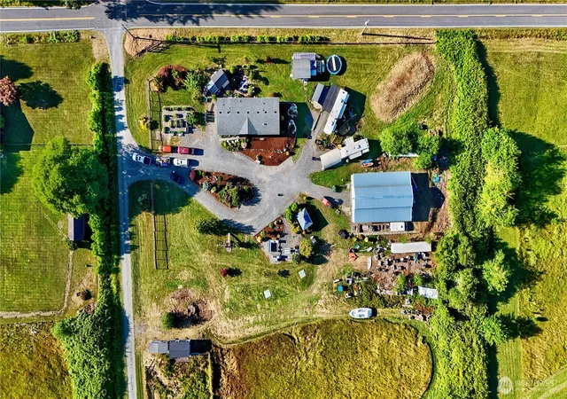 Photo 2 of Manufactured home for sale at 5276 Barr Rd, Ferndale, WA 98248 | MLS# NWM2550793 | Listing updated on 2026-09-17