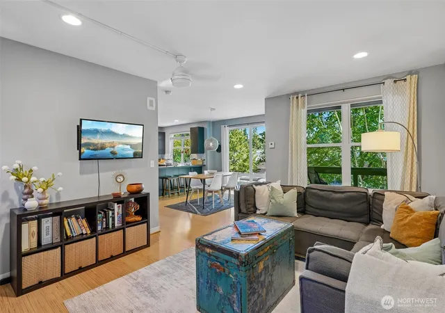 Photo 4 of Townhouse for sale at 9423 Roosevelt Way NE, Seattle, WA 98115 | MLS# NWM2550801 | Listing updated on 2026-09-17