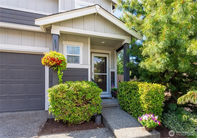 Photo 2 of Single family home for sale at 12506 58th Avenue Se, Snohomish, WA 98296 | MLS# NWM2551134 | Listing updated on 2026-09-29