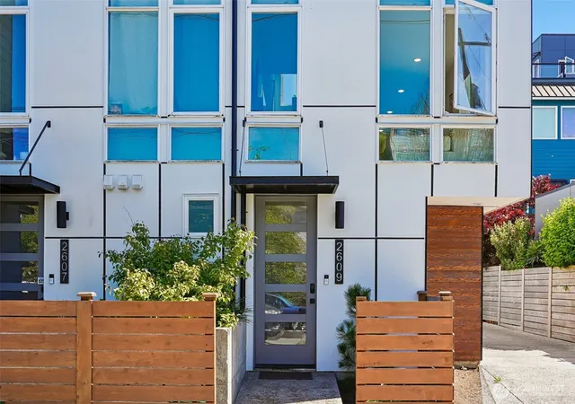 Photo 2 of Townhouse for sale at 2609 Sw Nevada St, Seattle, WA 98126 | MLS# NWM2551299 | Listing updated on 2026-09-24