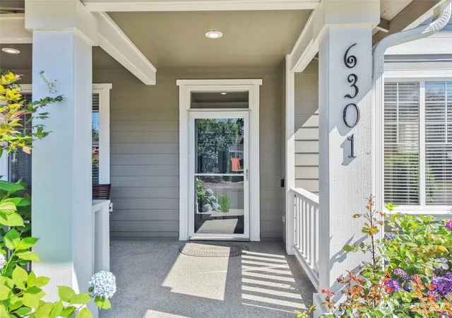 Photo 3 of Single family home for sale at 6301 122nd Street Ct E, Puyallup, WA 98373 | MLS# NWM2551489 | Listing updated on 2026-09-28