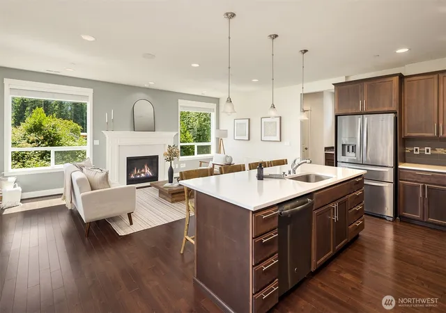 Photo 3 of Contingent at 5402 165th Place Sw, Lynnwood, WA 98037 | MLS# NWM2551603 | Listing updated on 2026-09-25