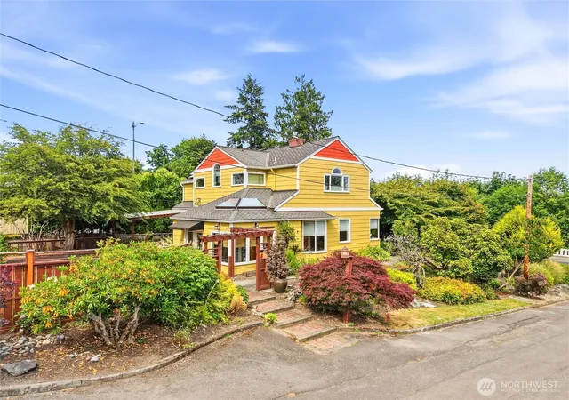 Photo 1 of Sale Pending at 125 Olympic Way Nw, Olympia, WA 98502 | MLS# NWM2551912 | Listing updated on 2026-09-21