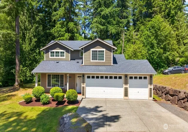 Photo 2 of Single family home for sale at 6608 184th Drive Se, Snohomish, WA 98290 | MLS# NWM2552050 | Listing updated on 2026-09-28