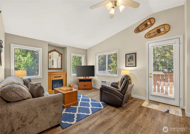 Photo 1 of Condo for sale at 525 Alpine Pl #D3, Leavenworth, WA 98826 | MLS# NWM2552058 | Listing updated on 2026-09-22