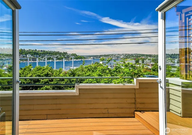 Photo 1 of Condo for sale at 1202 Lakeview Blvd E #1, Seattle, WA 98102 | MLS# NWM2552229 | Listing updated on 2026-09-22