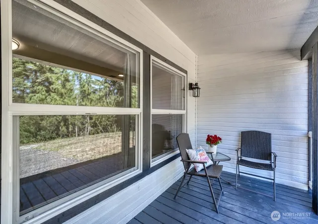 Photo 2 of Manufactured home for sale at 1208 205th Avenue Ct Sw, Lakebay, WA 98349 | MLS# NWM2552977 | Listing updated on 2026-09-17