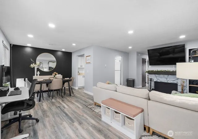 Photo 3 of Townhouse for sale at 1826 South 330th #D, Federal Way, WA 98003 | MLS# NWM2553177 | Listing updated on 2026-09-22