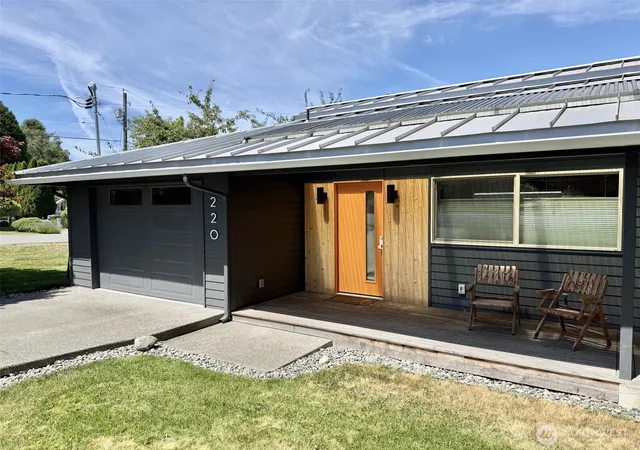 Photo 2 of Single family home for sale at 220 6th Street, Langley, WA 98260 | MLS# NWM2553336 | Listing updated on 2026-09-22