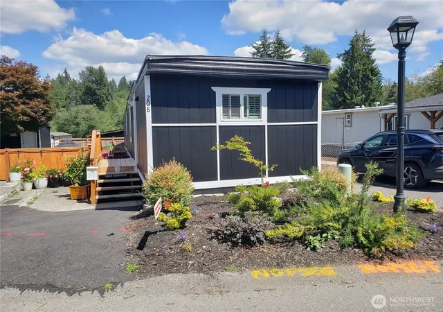 Photo 1 of Manufactured home for sale at 31108 3rd Avenue #208, Black Diamond, WA 98010 | MLS# NWM2553459 | Listing updated on 2026-09-22
