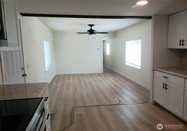 Photo 4 of Manufactured home for sale at 31108 3rd Avenue #208, Black Diamond, WA 98010 | MLS# NWM2553459 | Listing updated on 2026-09-22