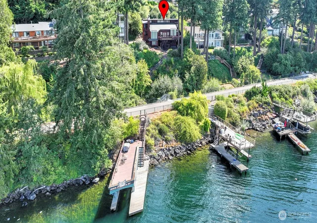 Photo 2 of Sale Pending at 2305 E Lake Sammamish Pl Se, Sammamish, WA 98075 | MLS# NWM2553471 | Listing updated on 2026-09-24