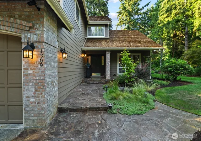 Photo 3 of Single family home for sale at 1309 32nd Street Ct Nw, Gig Harbor, WA 98335 | MLS# NWM2553648 | Listing updated on 2026-09-30