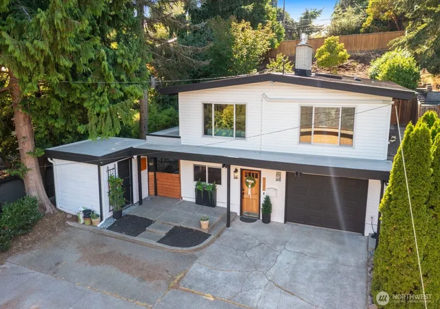 Photo 1 of Single family home for sale at 11123 34th Place Sw, Seattle, WA 98146 | MLS# NWM2553653 | Listing updated on 2026-09-25