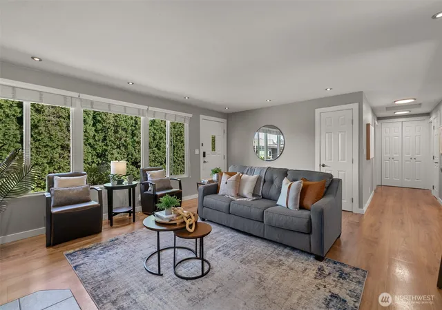 Photo 2 of Single family home for sale at 10527 Beardslee Blvd, Bothell, WA 98011 | MLS# NWM2553825 | Listing updated on 2026-09-17
