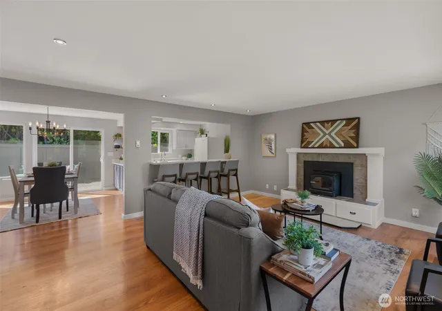 Photo 3 of Single family home for sale at 10527 Beardslee Blvd, Bothell, WA 98011 | MLS# NWM2553825 | Listing updated on 2026-09-17