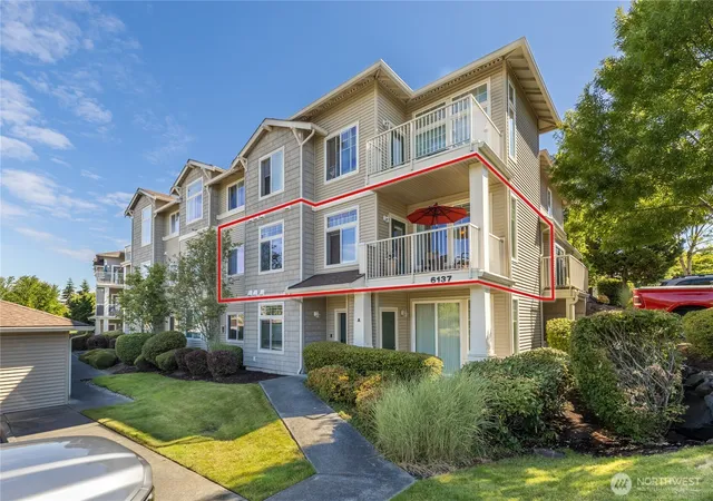 Condo for sale at 6137 Hazel Loop SE #B, Auburn, WA 98092 | MLS# NWM2553946