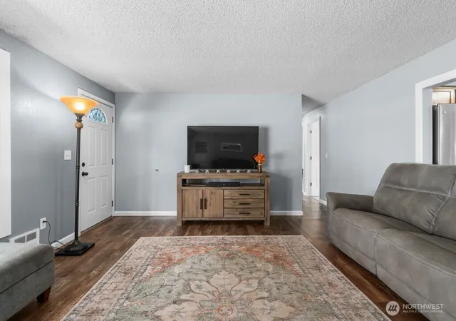 Photo 3 of Sale Pending at 733 2nd Avenue NE, Pacific, WA 98047 | MLS# NWM2554811 | Listing updated on 2026-09-24