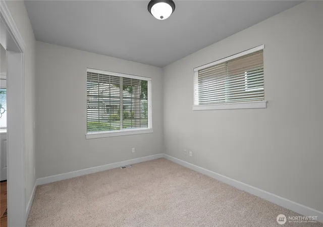 Photo 4 of Single family home for sale at 4437 Mckinley St NE, Lacey, WA 98516 | MLS# NWM2554913 | Listing updated on 2026-09-25