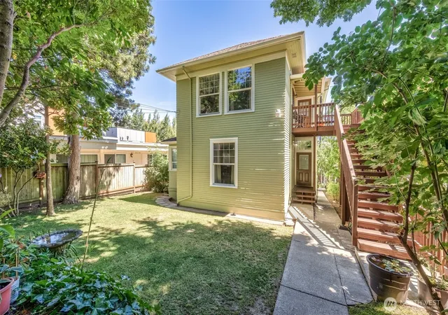 Photo 2 of Single family home for sale at 2021 15th Avenue S, Seattle, WA 98144 | MLS# NWM2555036 | Listing updated on 2026-09-29