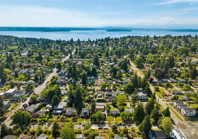 Photo 36 of Single family home for sale at 8627 30th Avenue SW, Seattle, WA 98126 | MLS# NWM2555492 | Listing updated on 2026-10-07