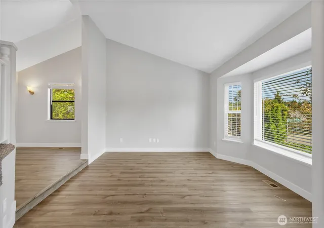 Photo 4 of Single family home for sale at 12116 SE 280th Street, Kent, WA 98030 | MLS# NWM2555729 | Listing updated on 2026-10-01