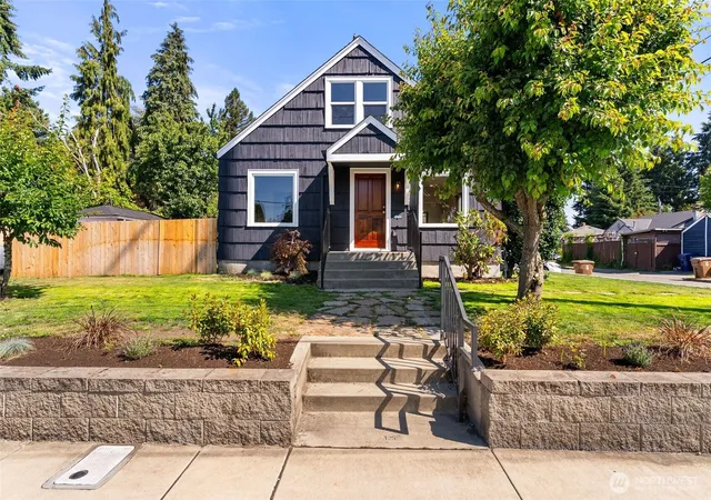 Photo 1 of Single family home for sale at 125 S 64th Street, Tacoma, WA 98408 | MLS# NWM2555972 | Listing updated on 2026-09-24